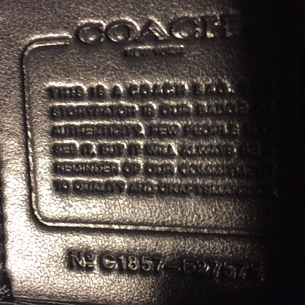 Coach - Picture 5 of 6